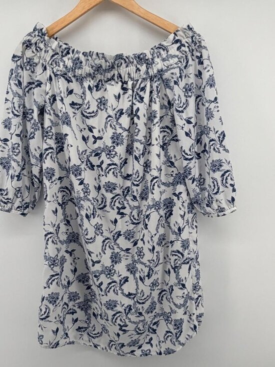 Dresses & Skirts - Banana Republic Dress Womens